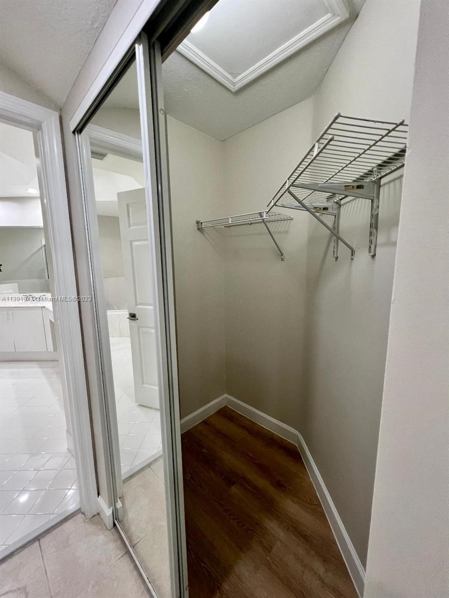 11190 NW 73rd Ter Unit: 11190