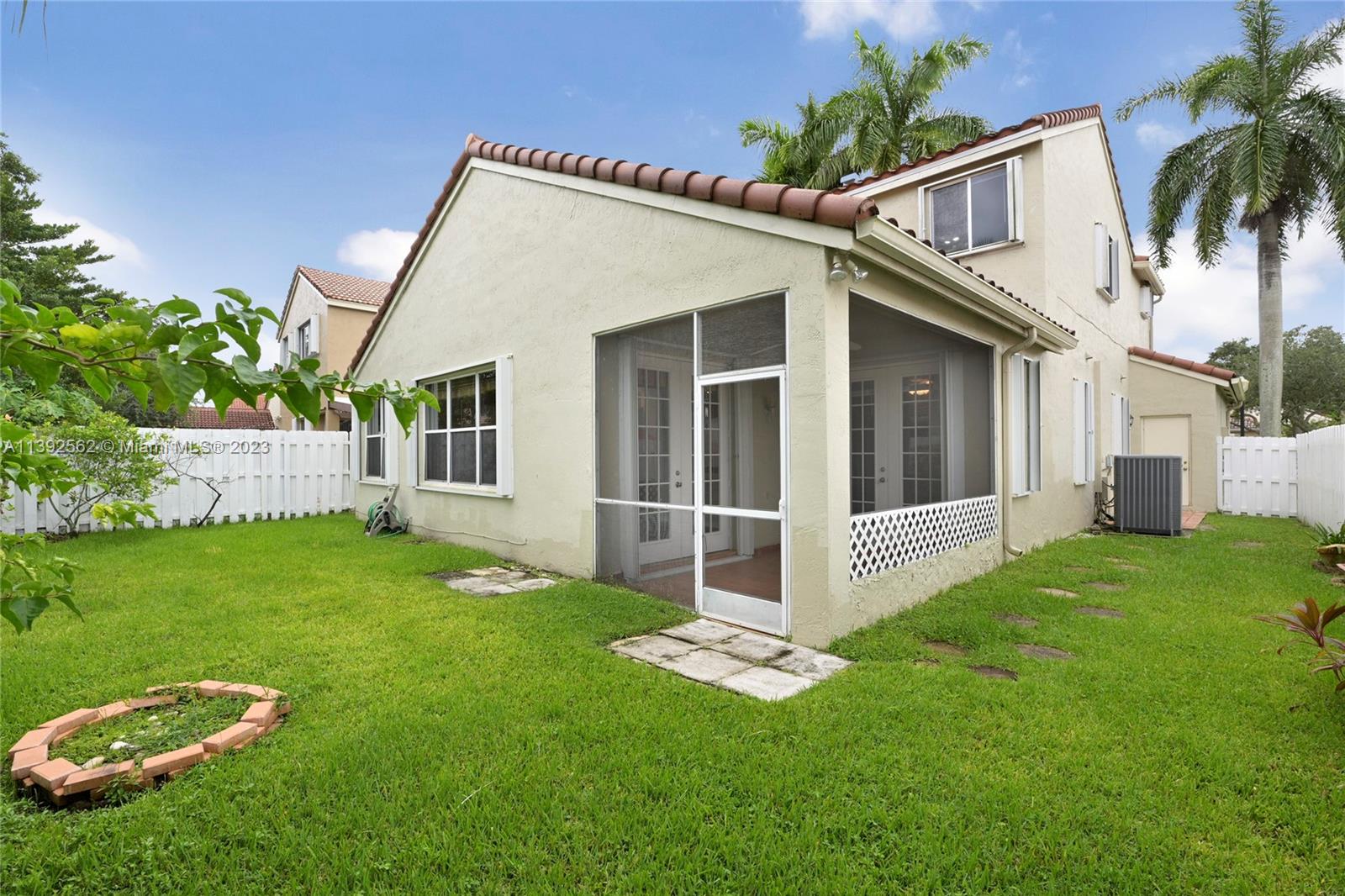 642 Stanton Dr