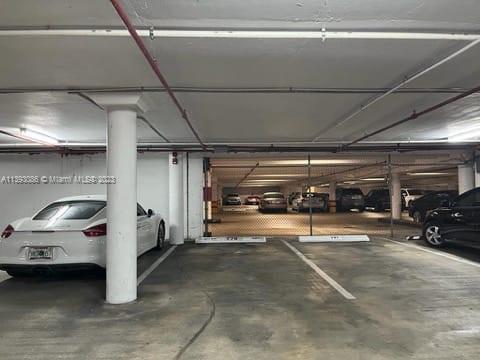 1915 Brickell Ave # C1409