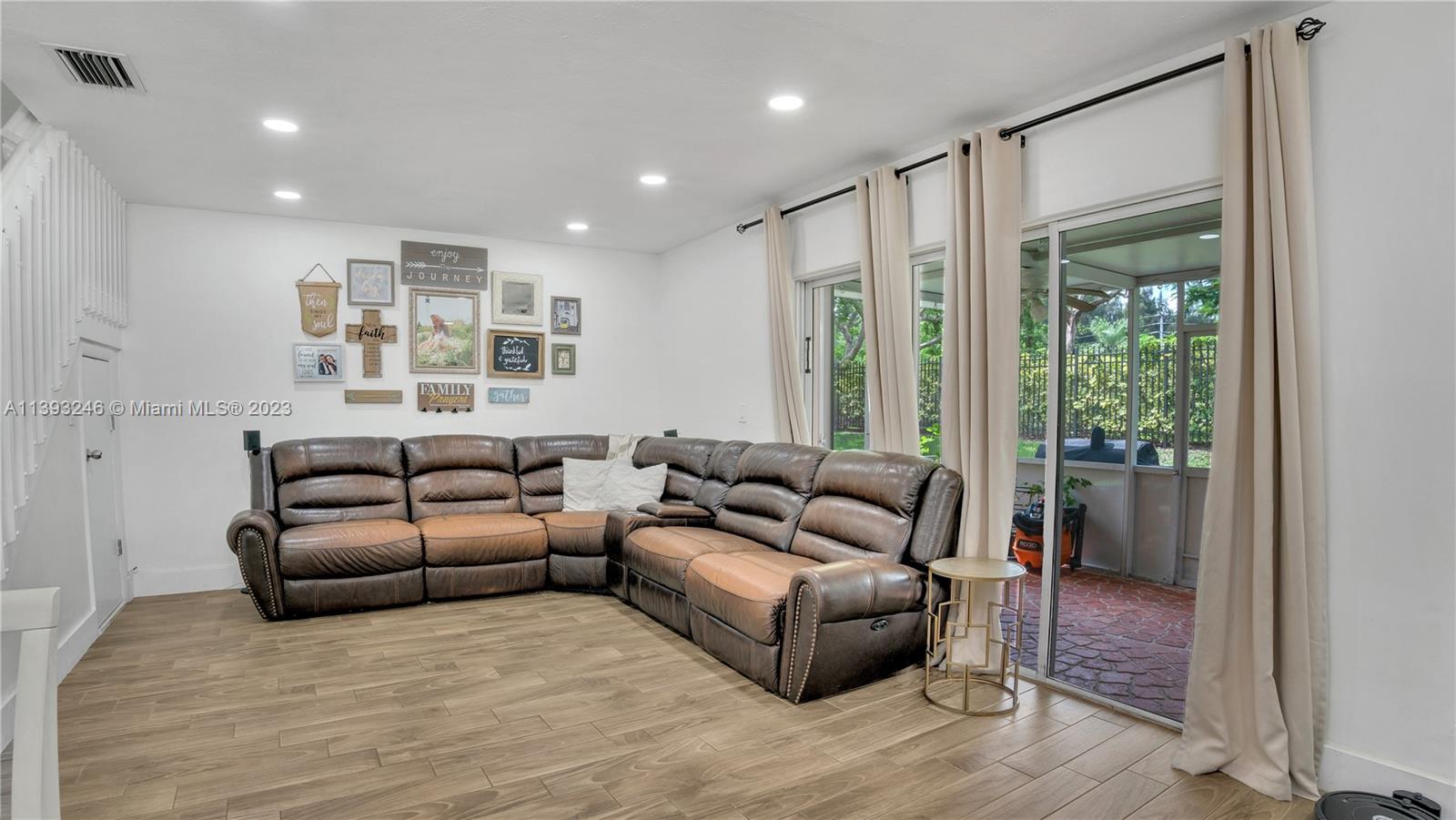 20866 NW 1st St Unit: 20866