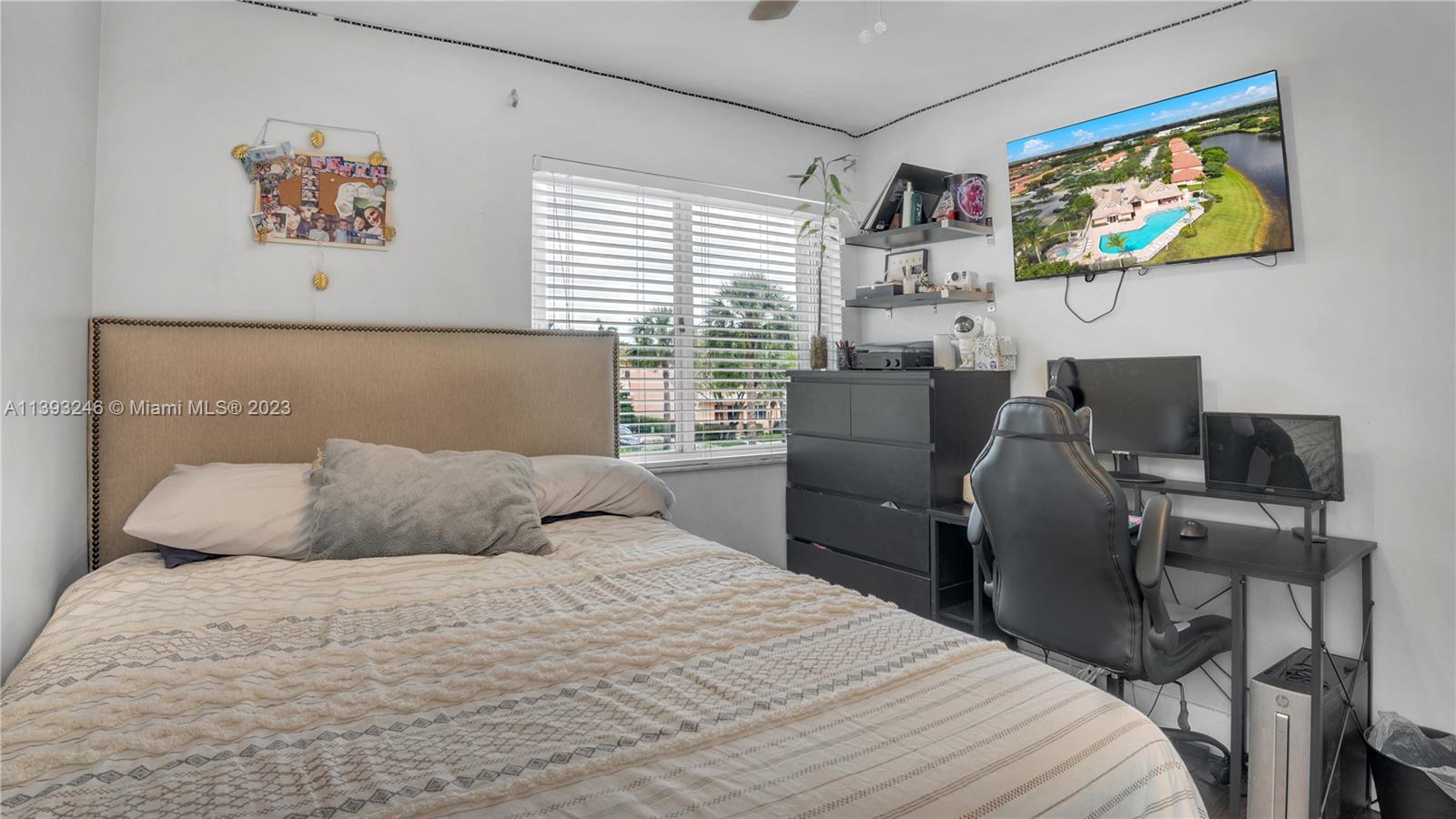 20866 NW 1st St Unit: 20866