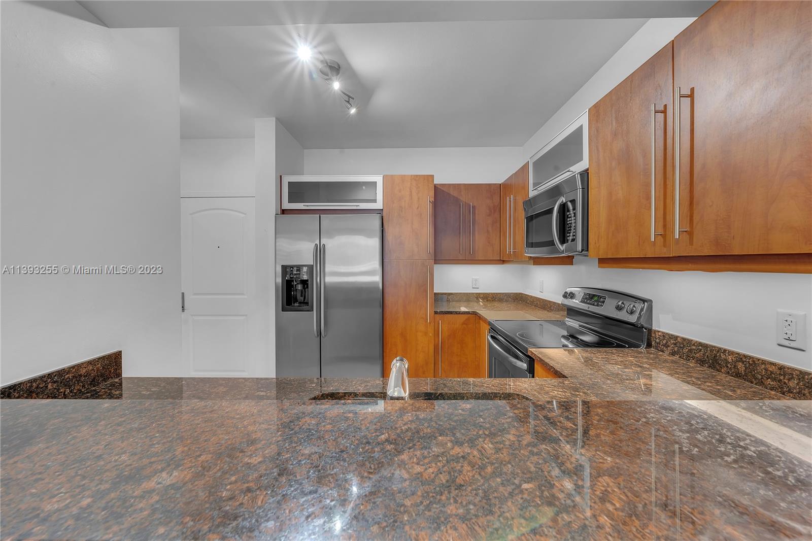 7350 SW 89th St Unit: 709S