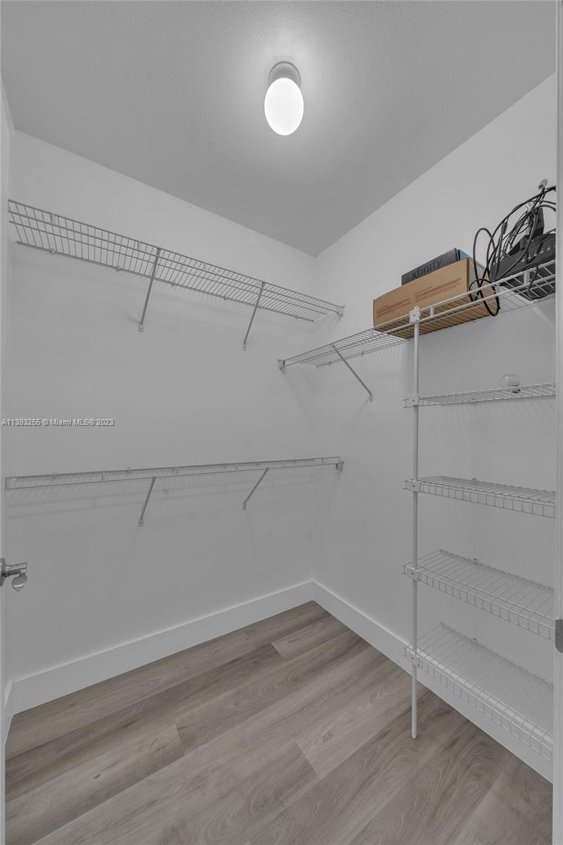 7350 SW 89th St Unit: 709S