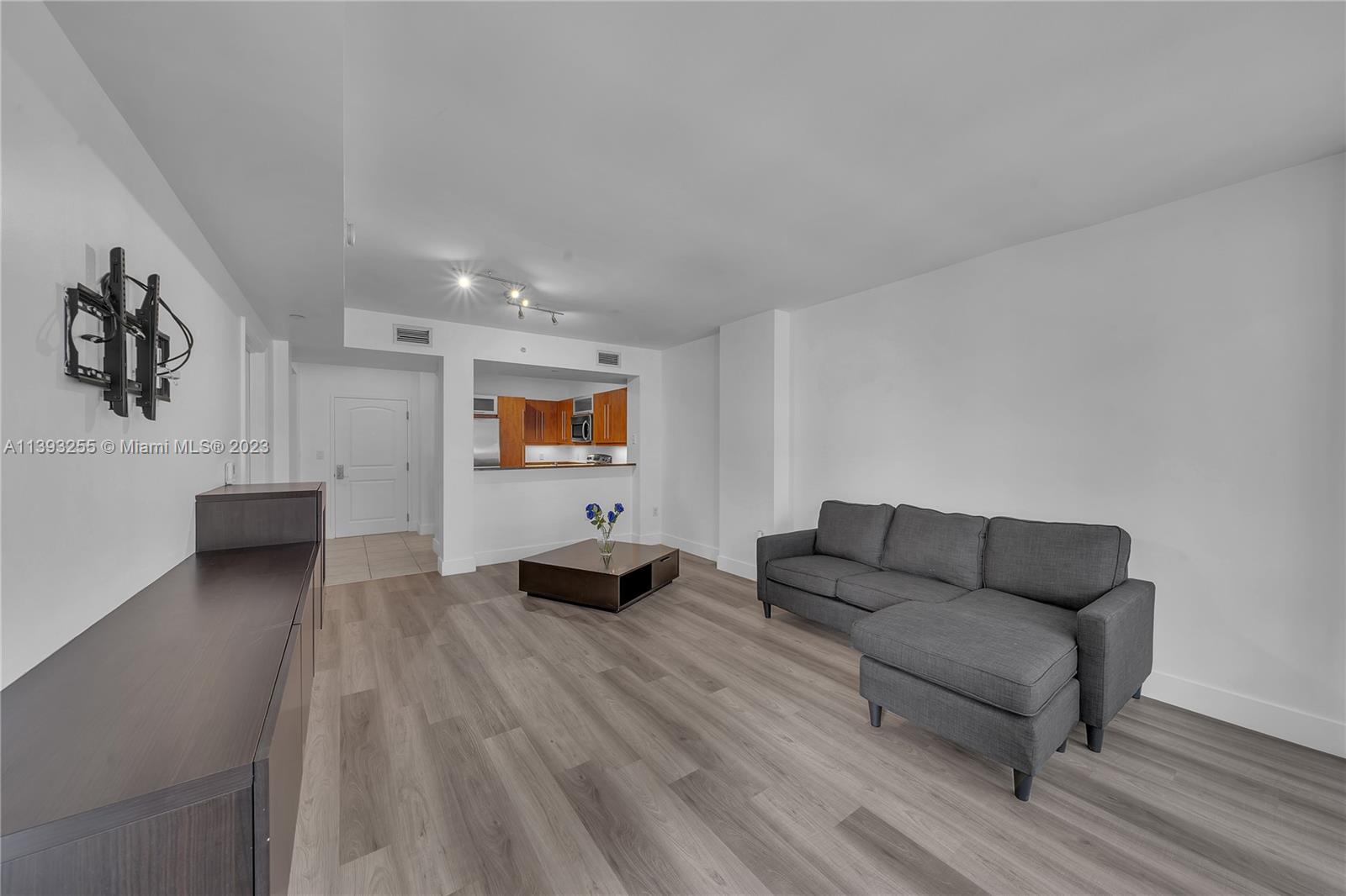 7350 SW 89th St Unit: 709S