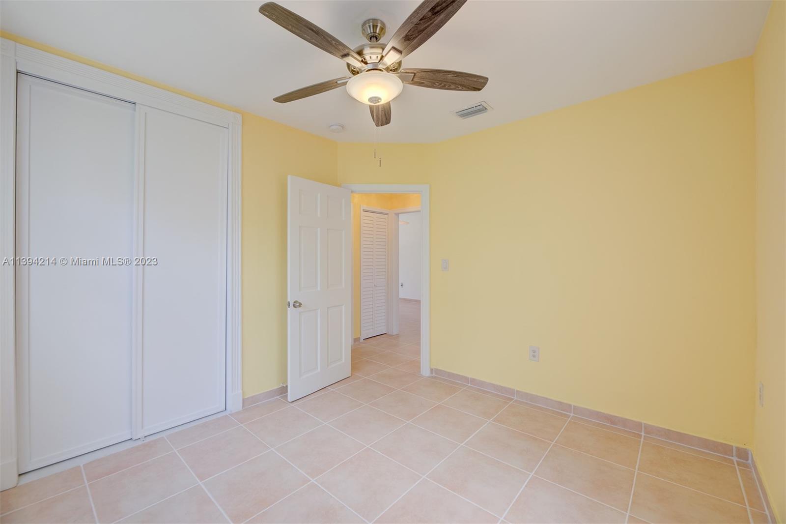 2315 SW 26th Ter