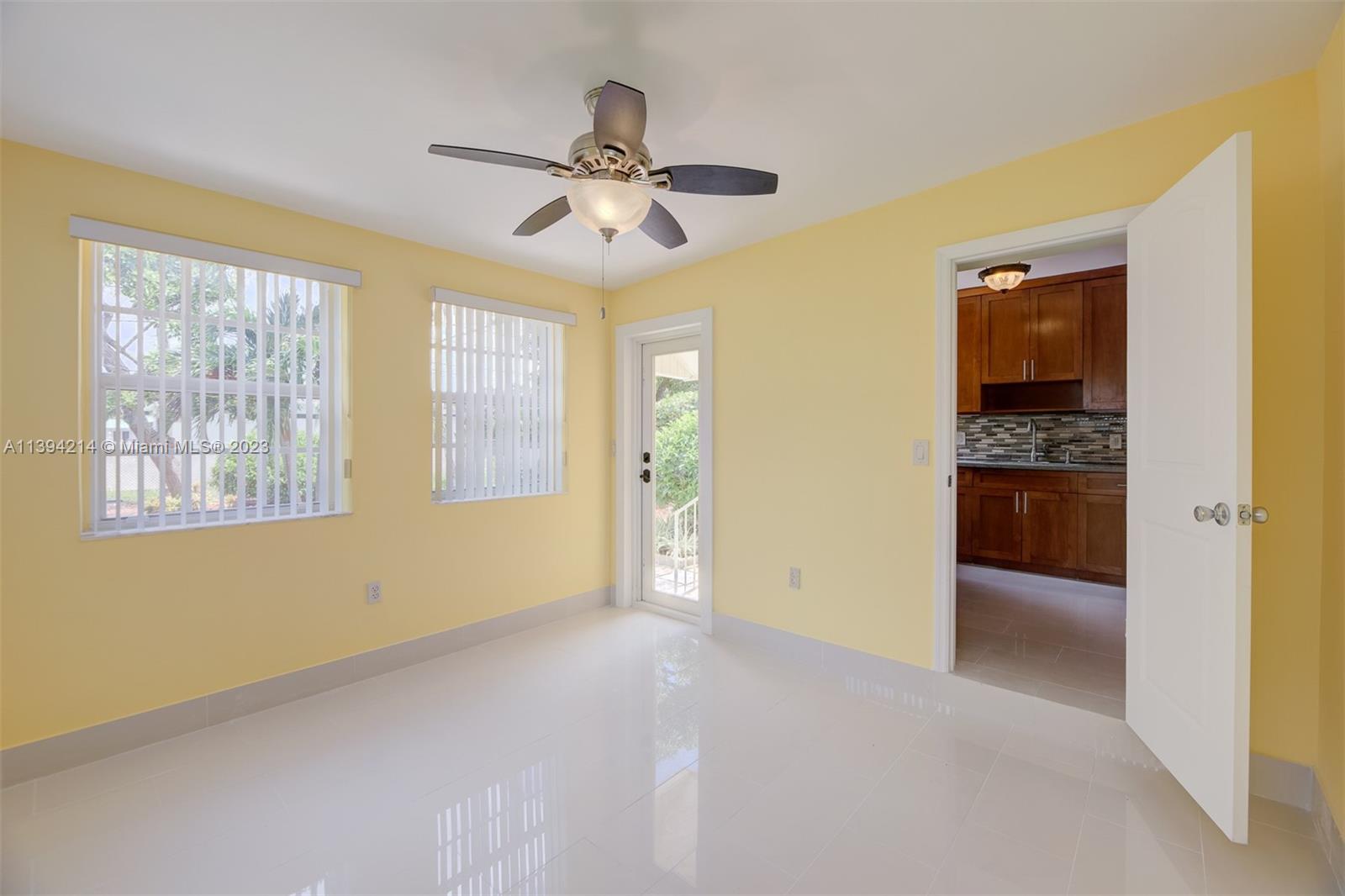 2315 SW 26th Ter