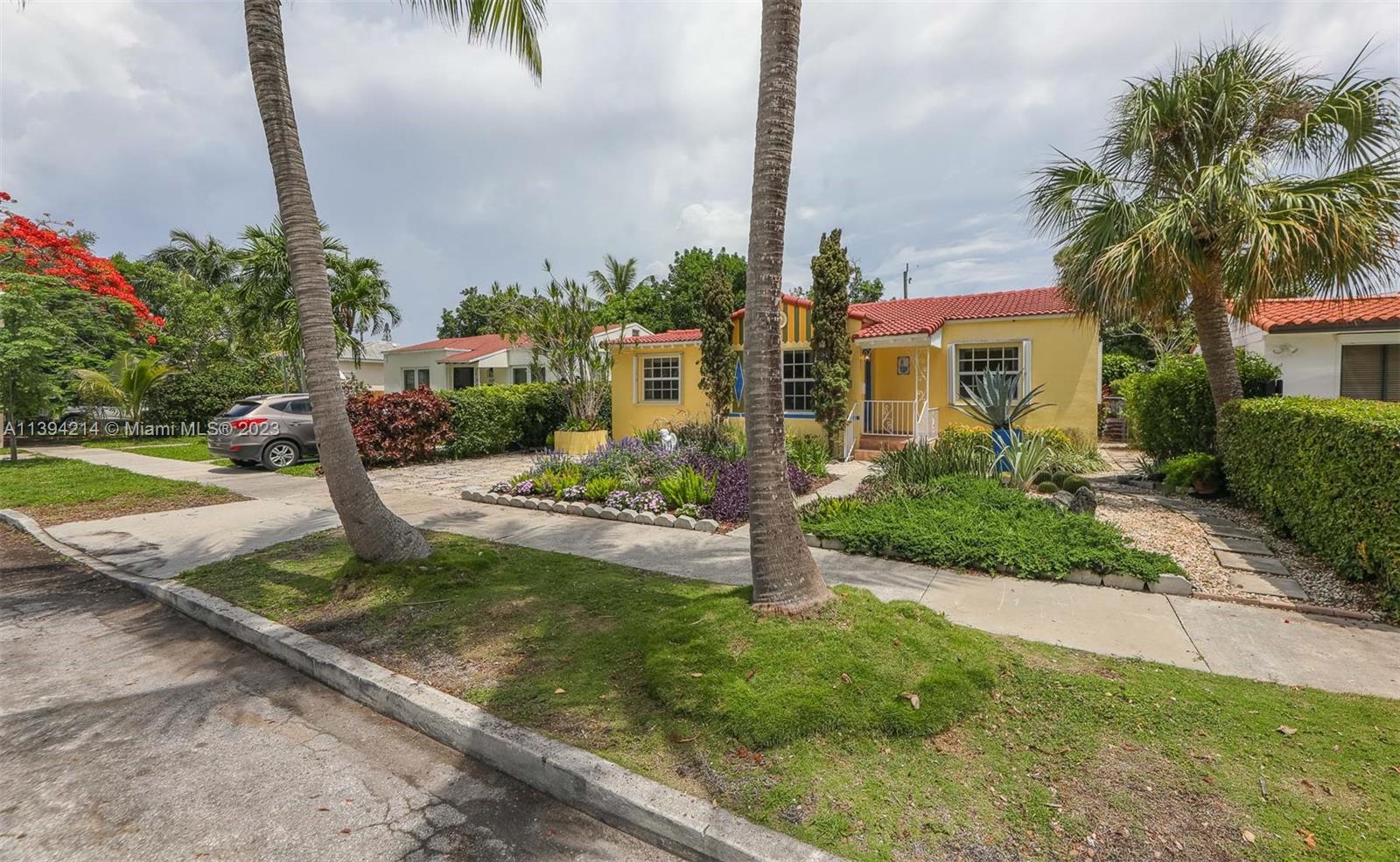 2315 SW 26th Ter