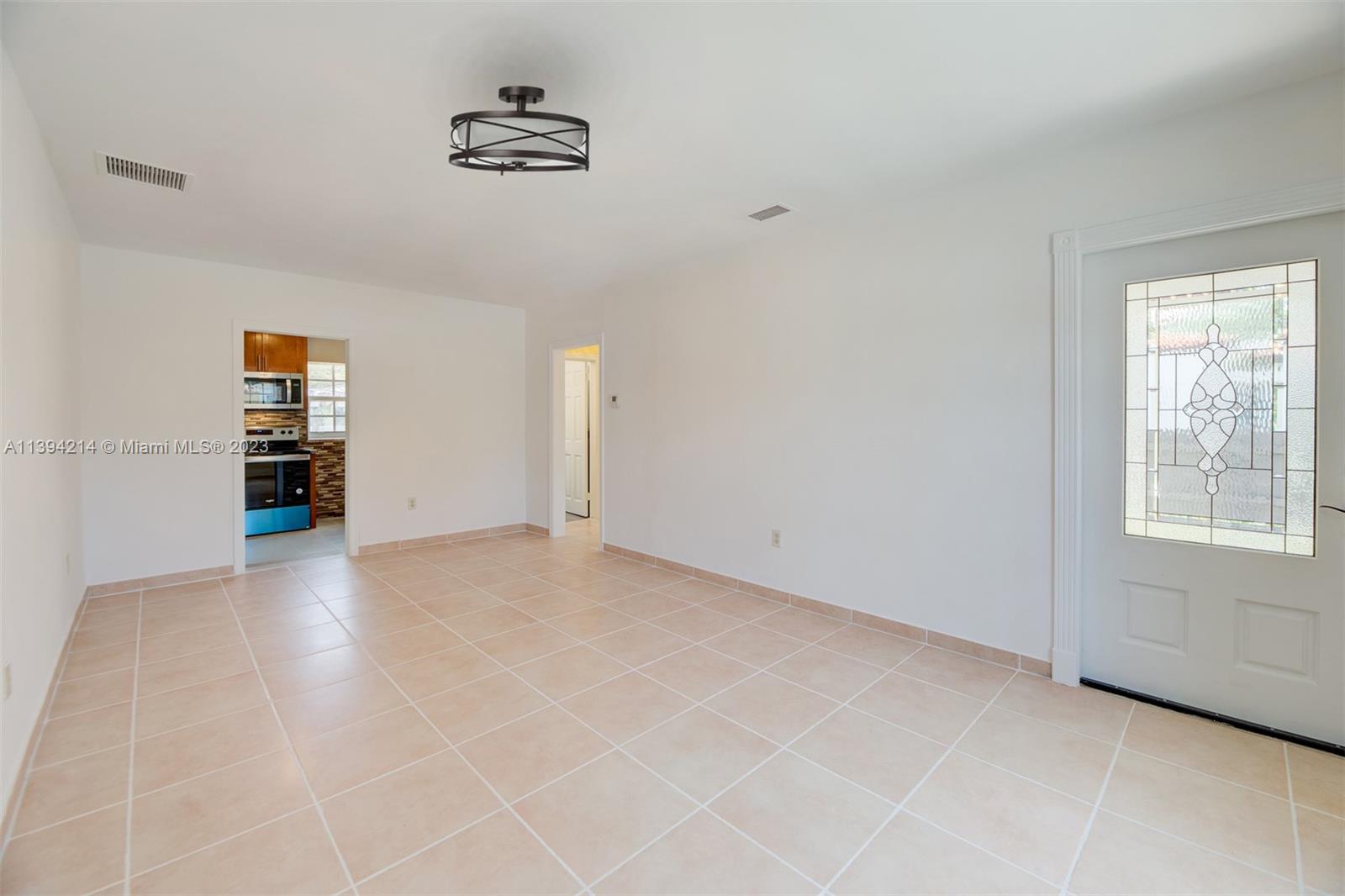 2315 SW 26th Ter
