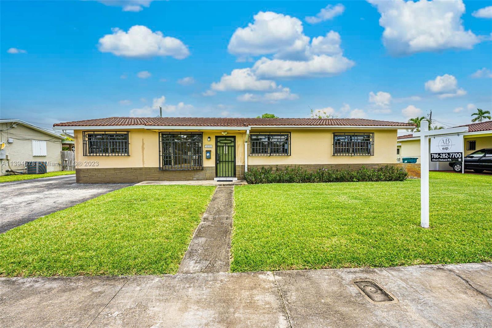 3225 SW 94th Ave