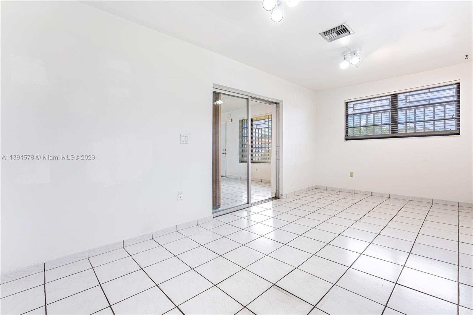 3225 SW 94th Ave