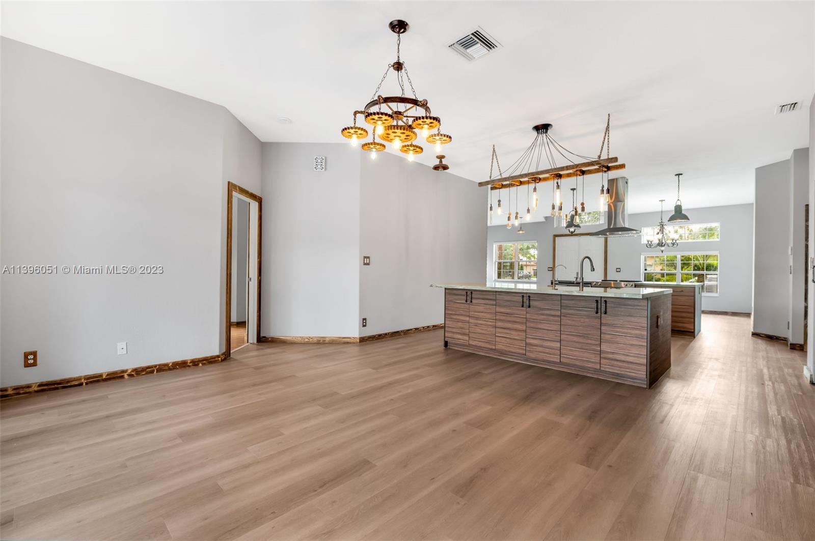 16510 Diamond Pl Unit: 16510