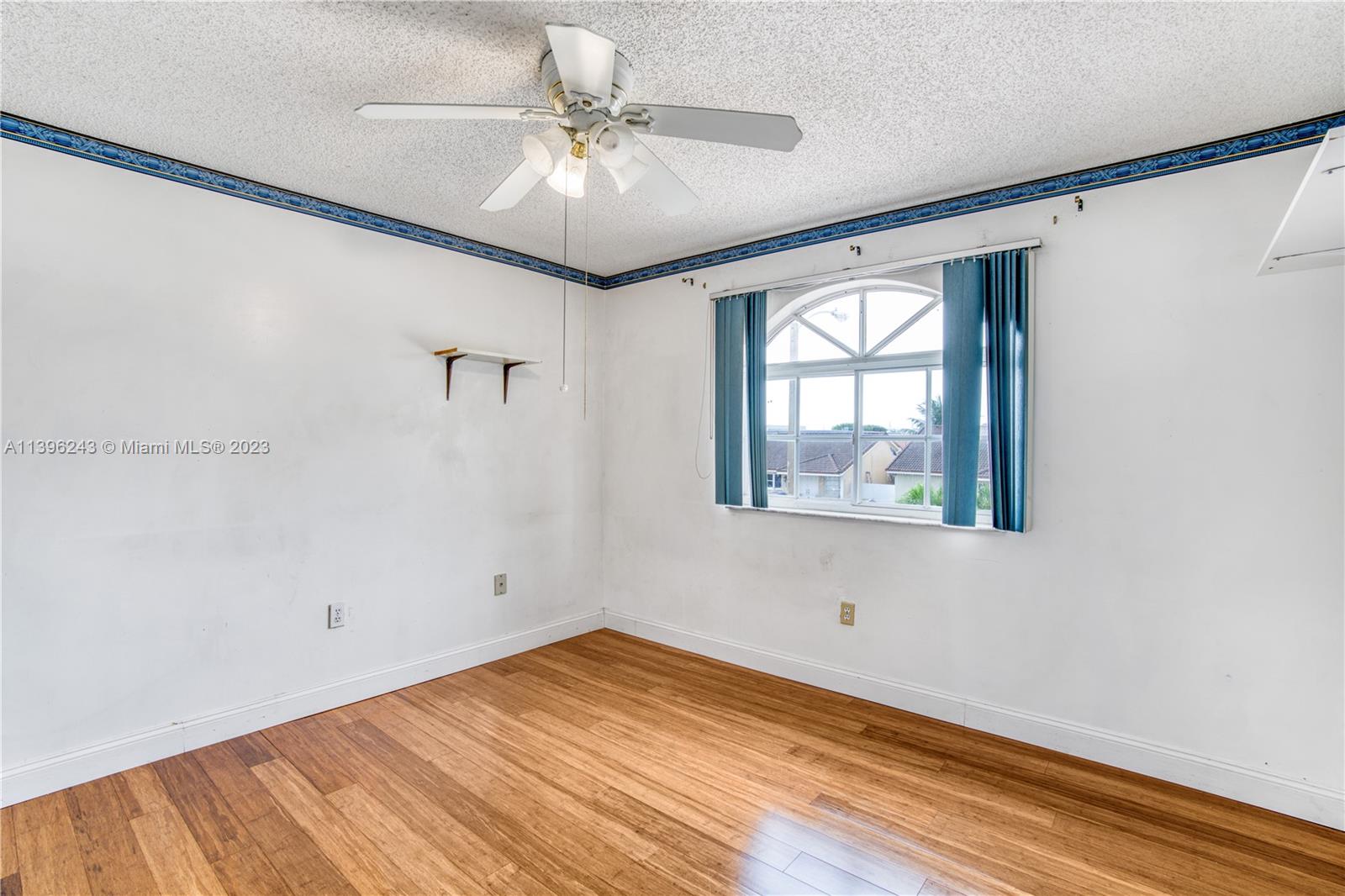 9979 NW 123rd St