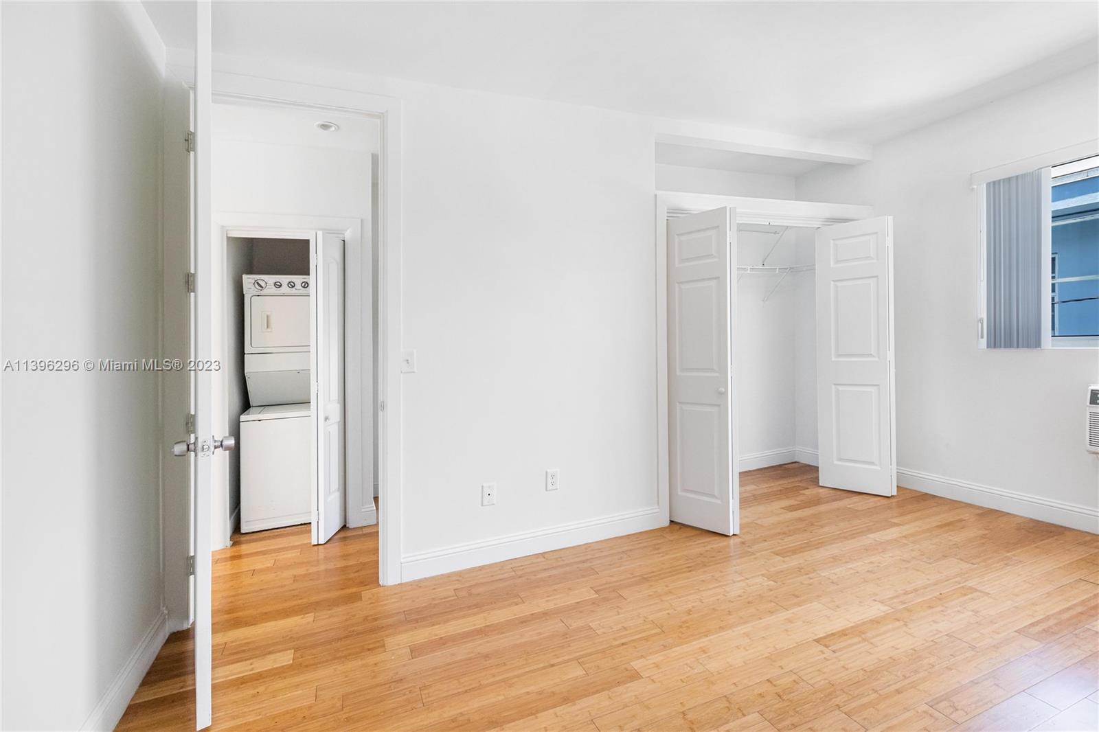 7950 Tatum Waterway Dr Unit: 14