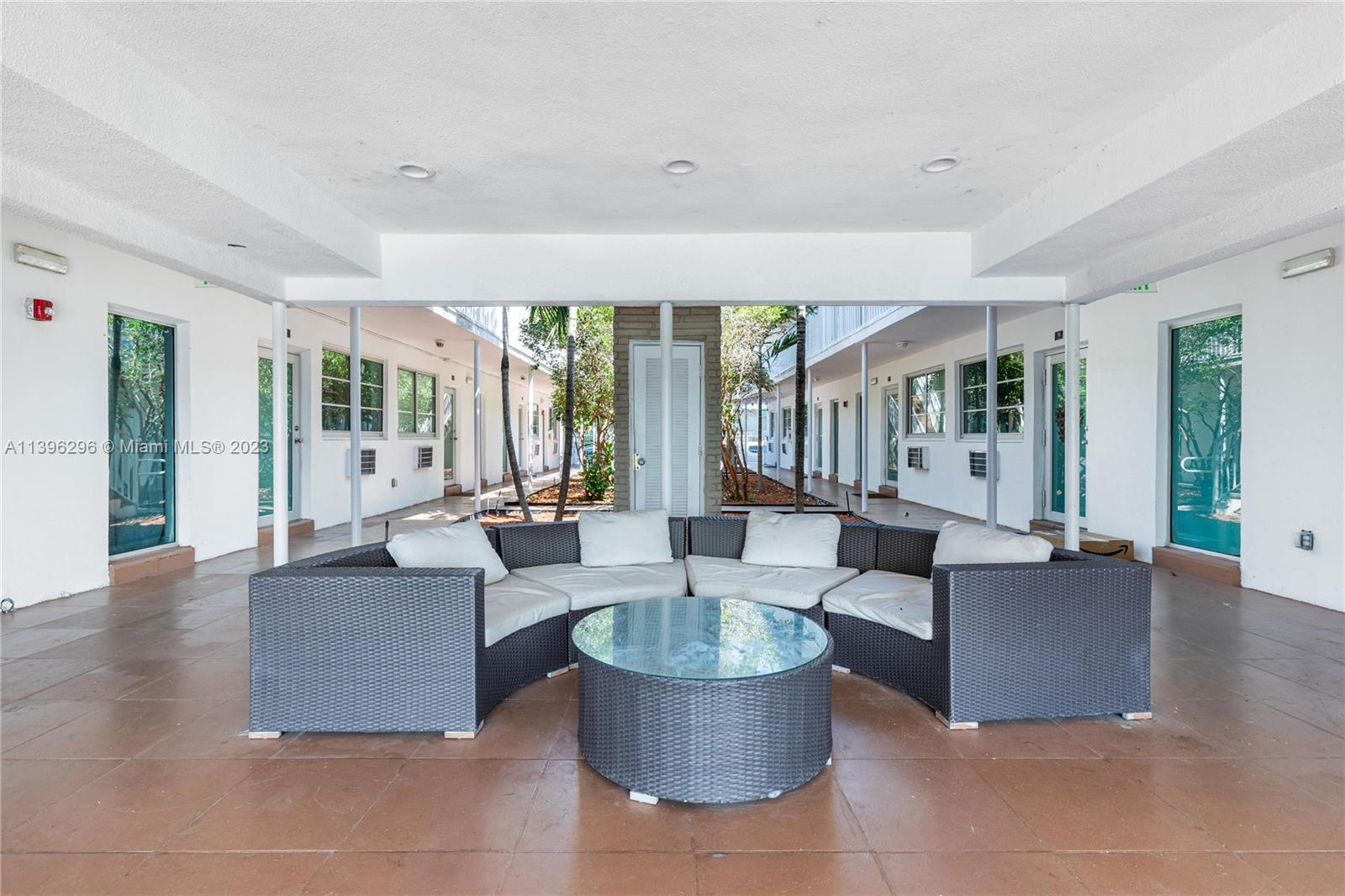 7950 Tatum Waterway Dr Unit: 14