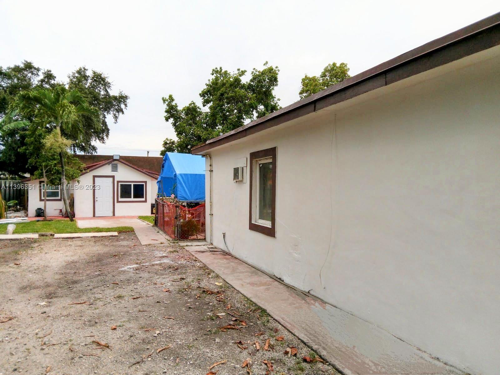 2720 NW 29th St