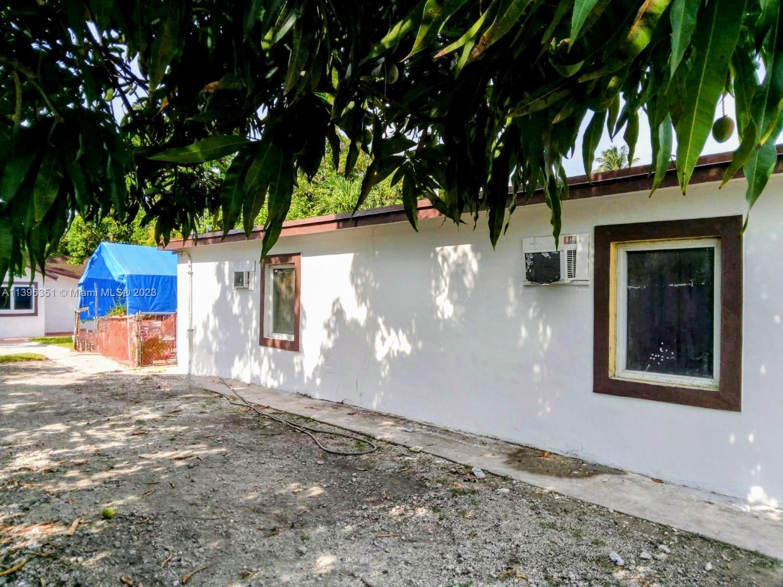 2720 NW 29th St