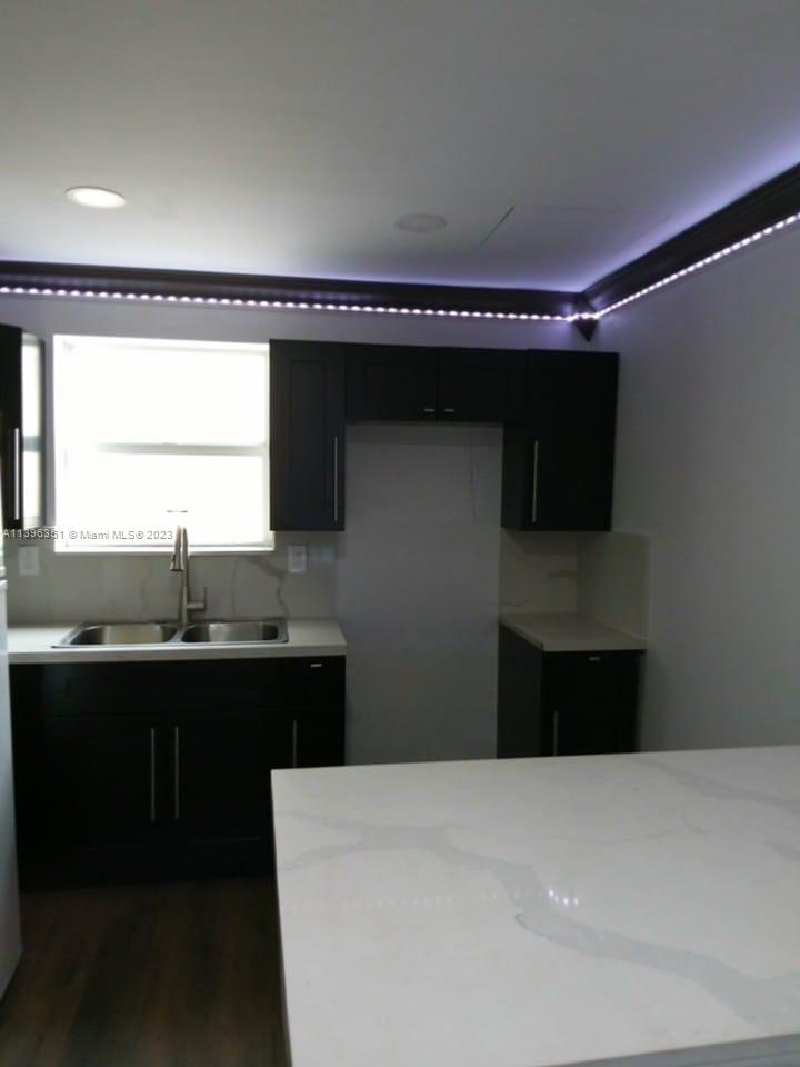 2720 NW 29th St