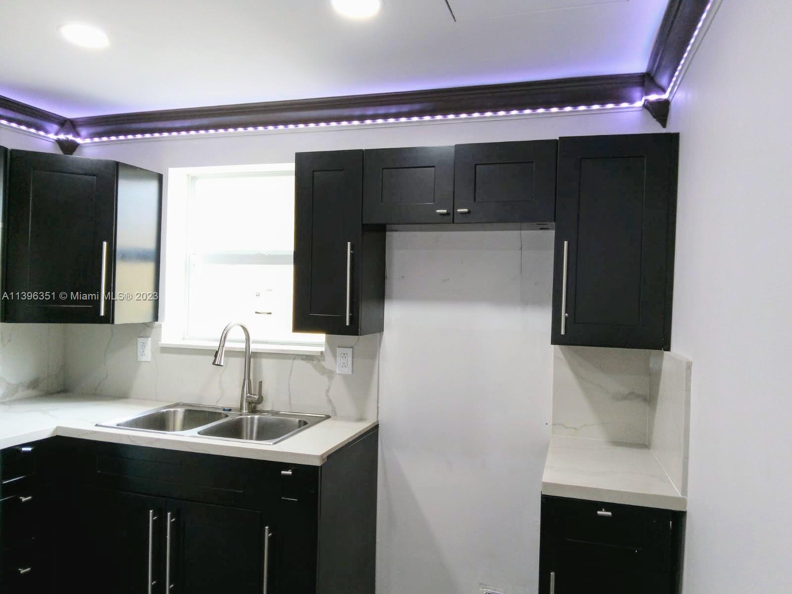 2720 NW 29th St