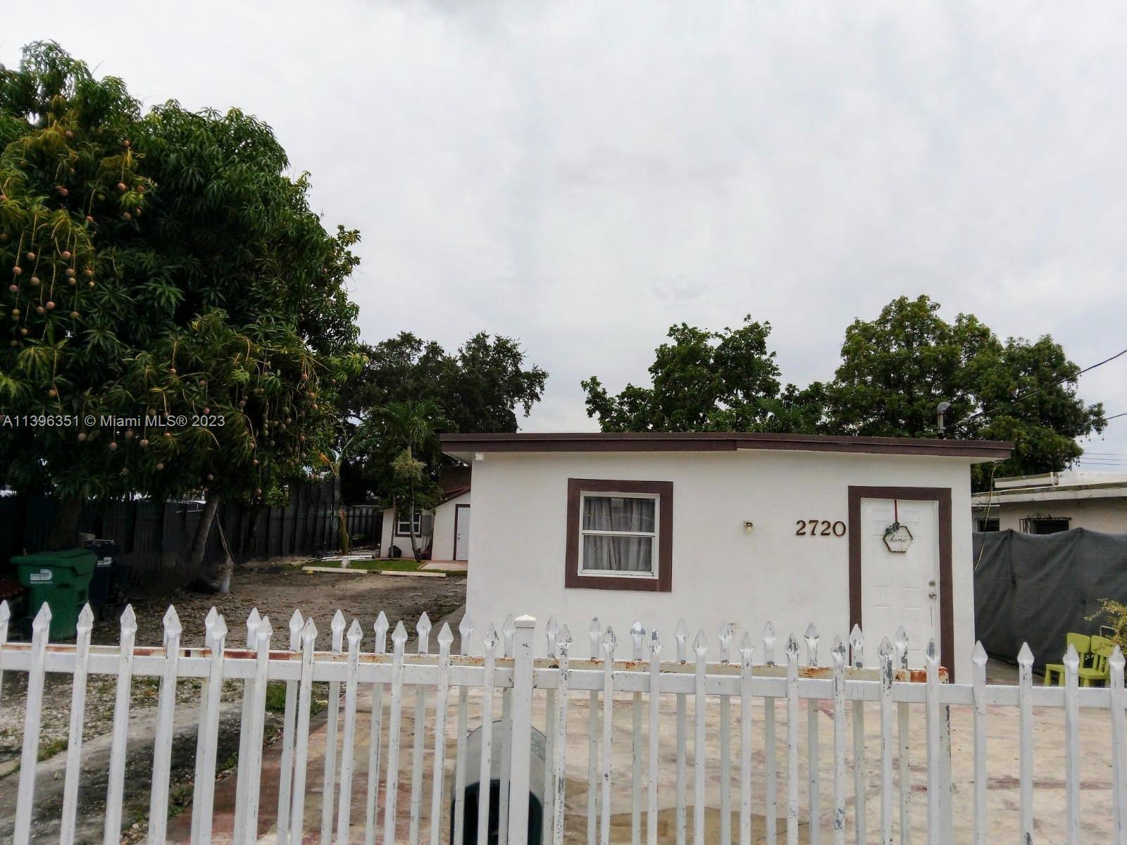 2720 NW 29th St