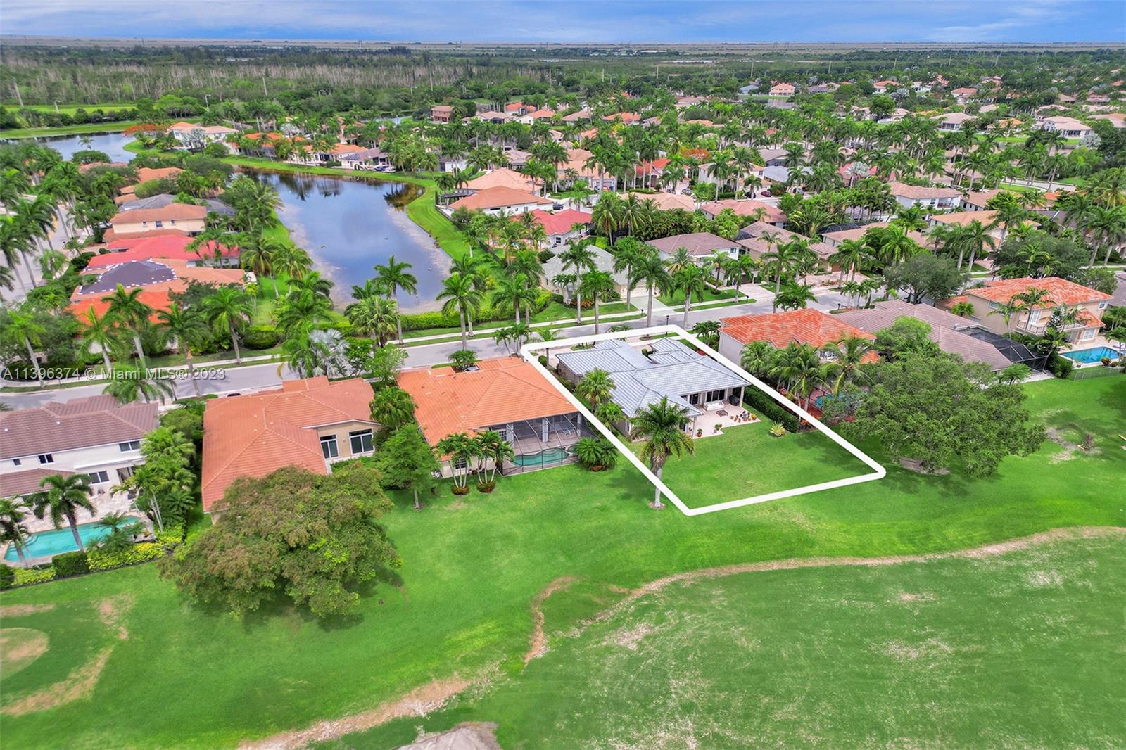 2538 Jardin Drive