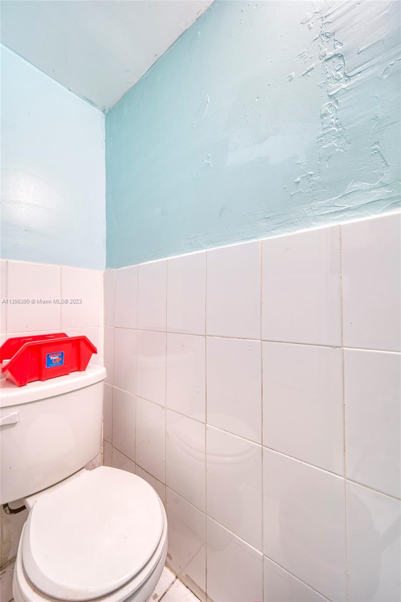 Daycare WITH REAL ESTATE For Sale in Hialeah