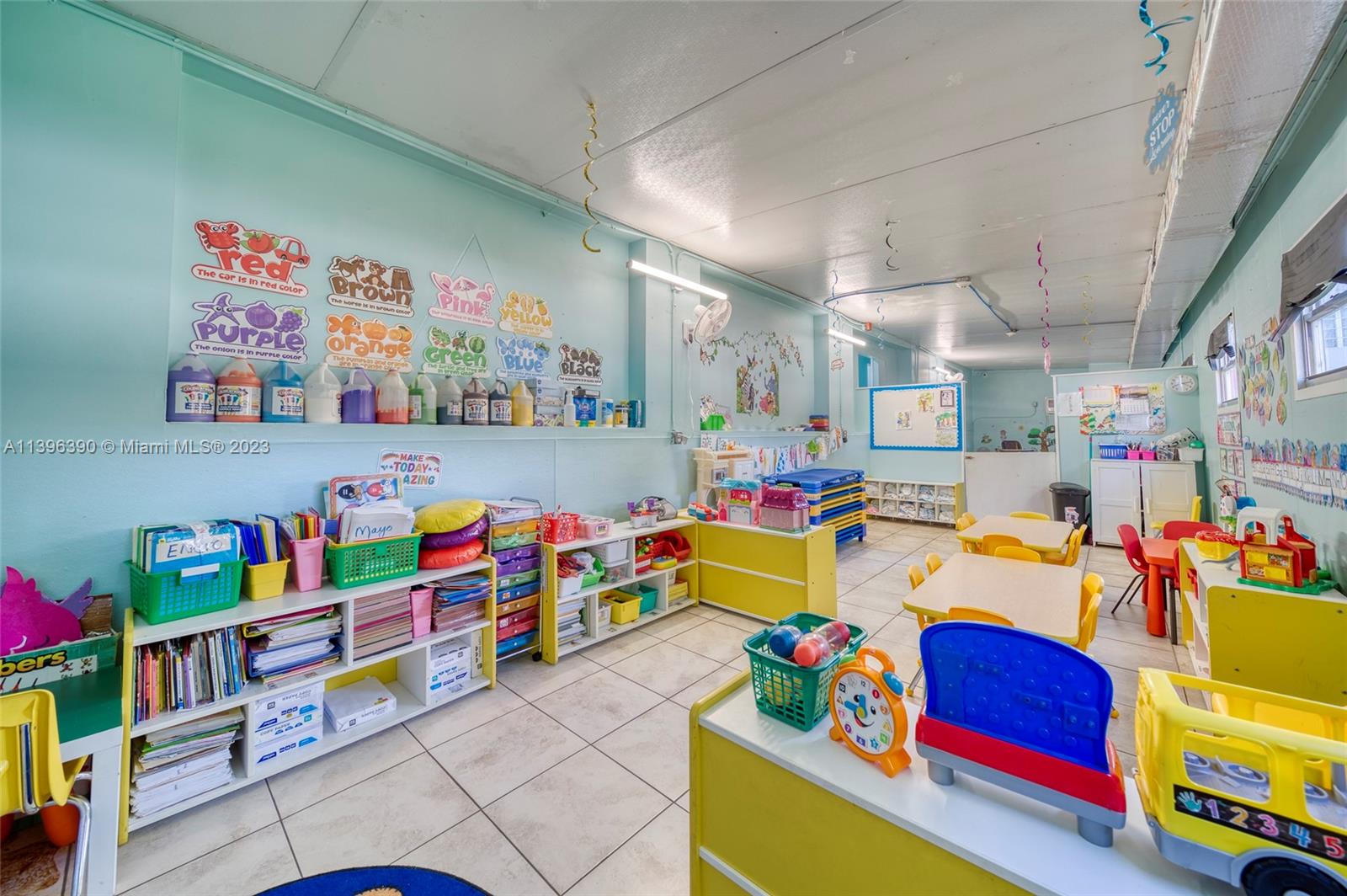 Daycare WITH REAL ESTATE For Sale in Hialeah