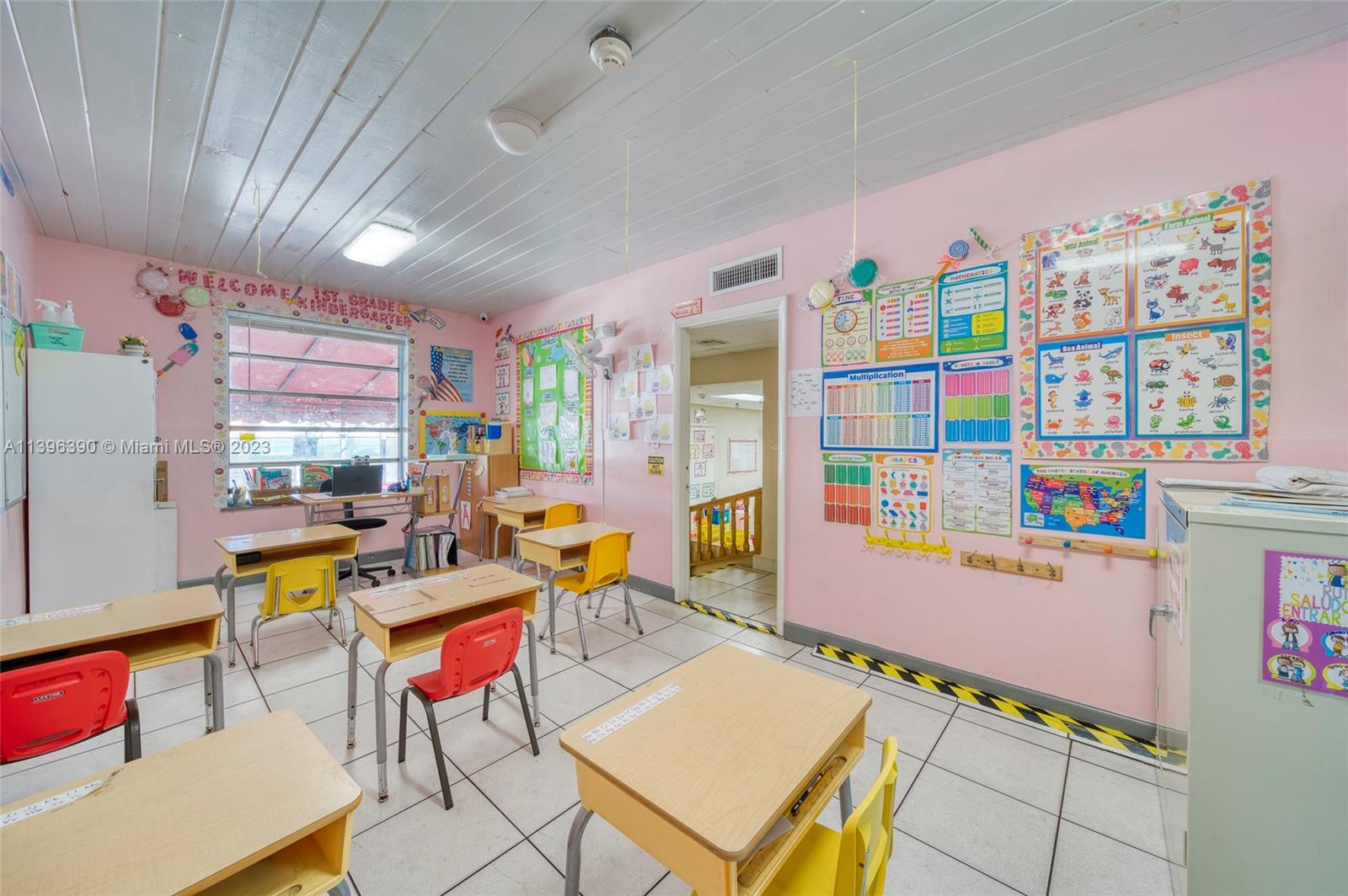 Daycare WITH REAL ESTATE For Sale in Hialeah