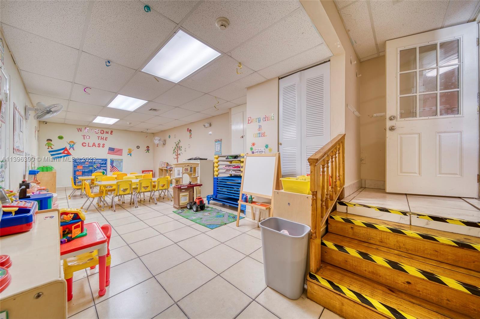 Daycare WITH REAL ESTATE For Sale in Hialeah