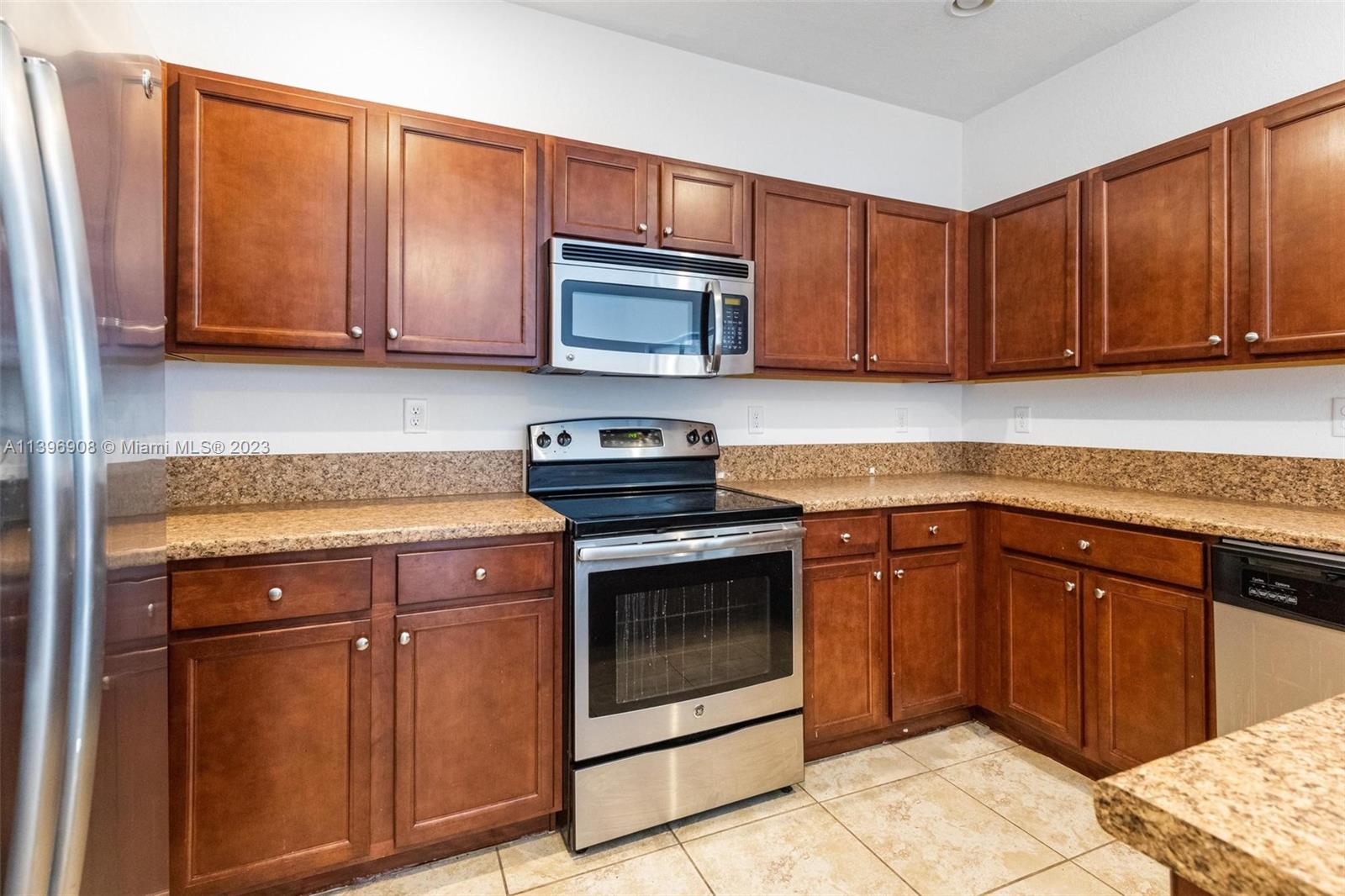 749 SE 32nd Ter Unit: 749