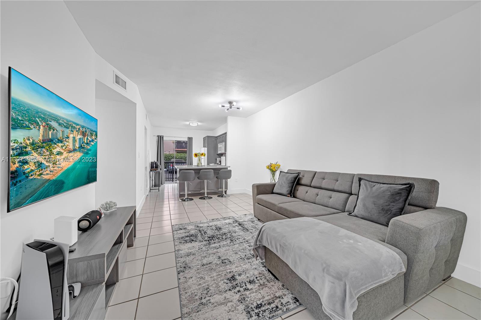 5490 W 21st Ct Unit: 113