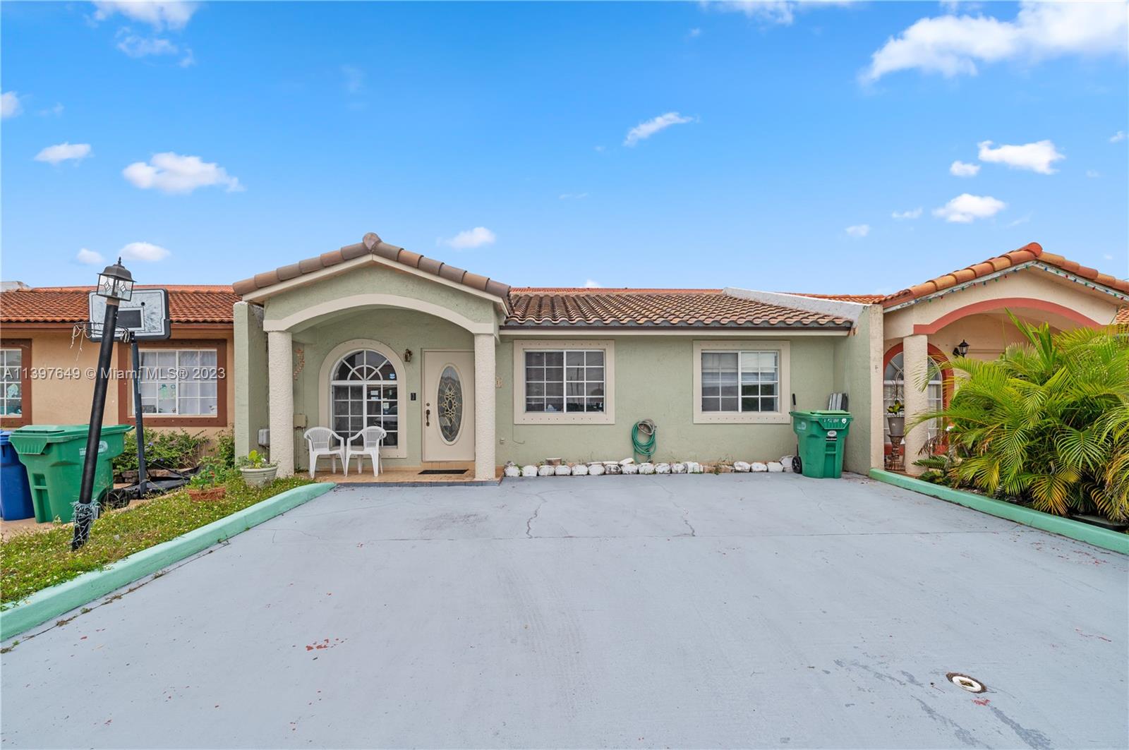 7531 NW 173rd Ln Unit: 7531