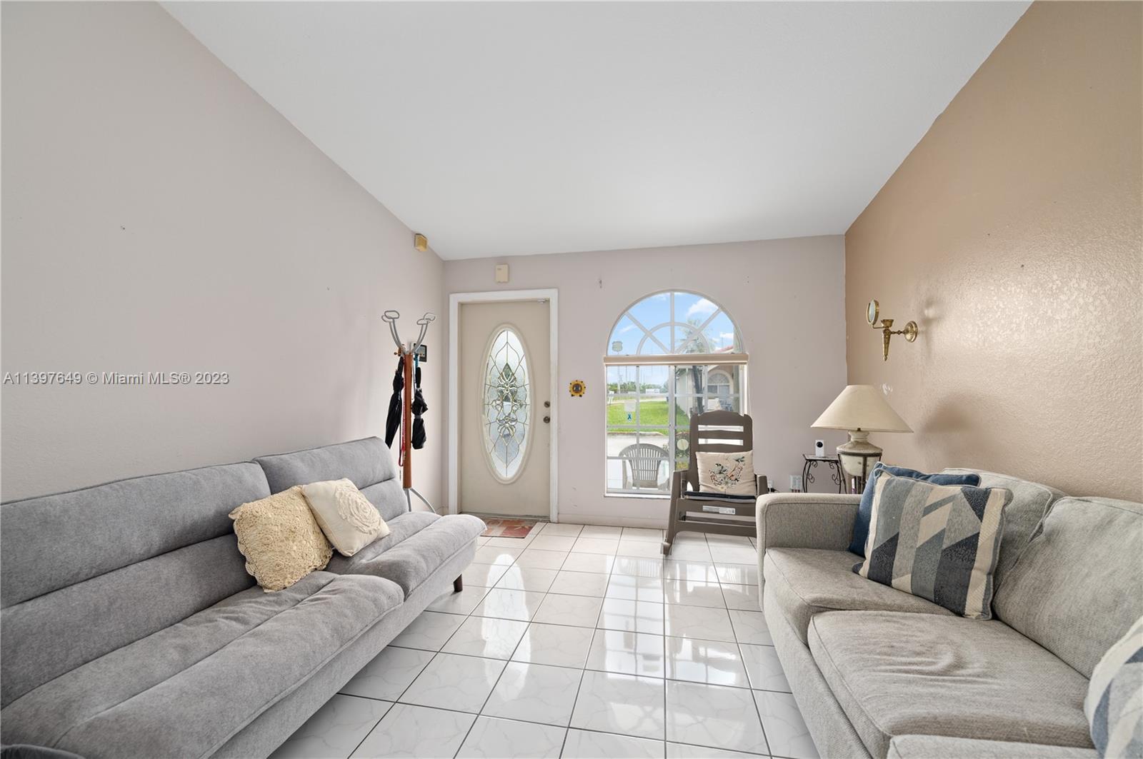 7531 NW 173rd Ln Unit: 7531