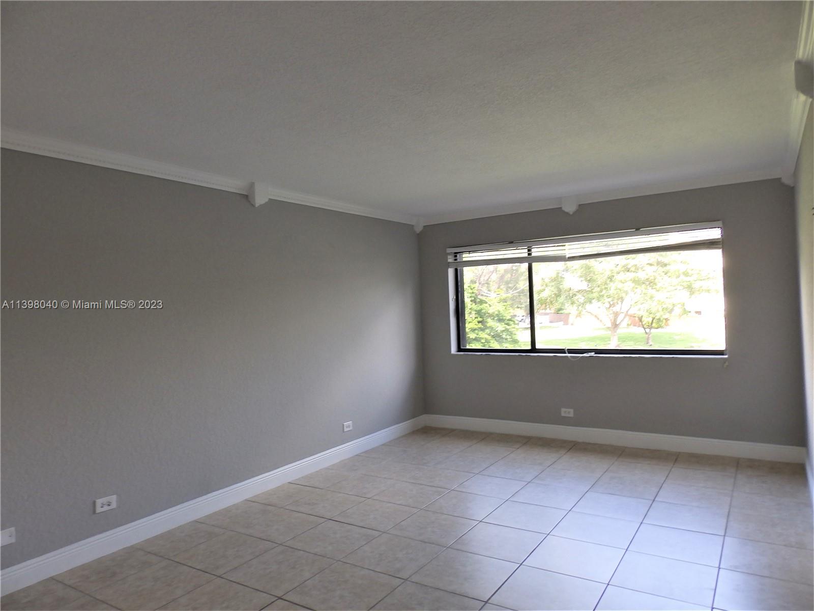 6601 SW 116th Ct Unit: 105