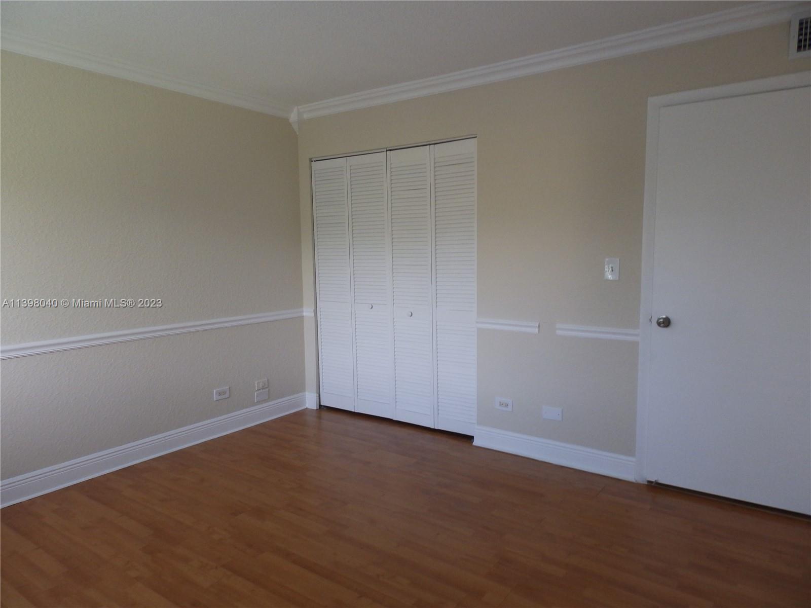 6601 SW 116th Ct Unit: 105