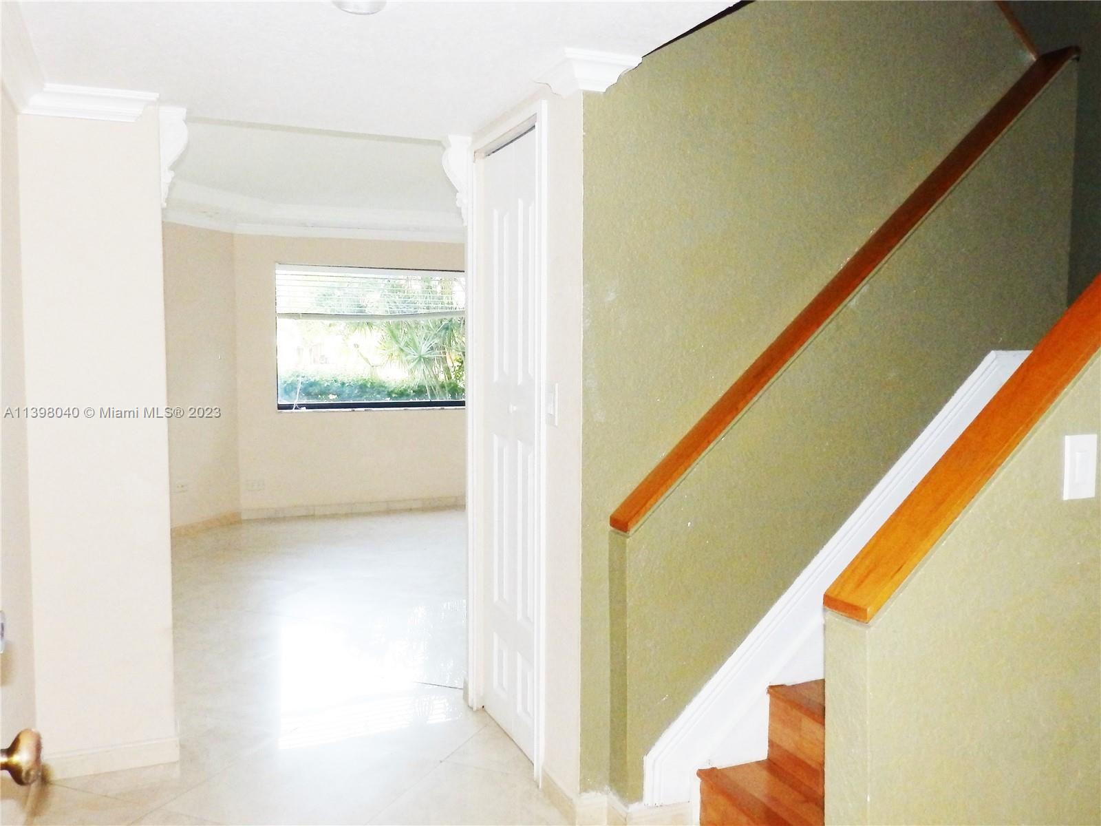 6601 SW 116th Ct Unit: 105