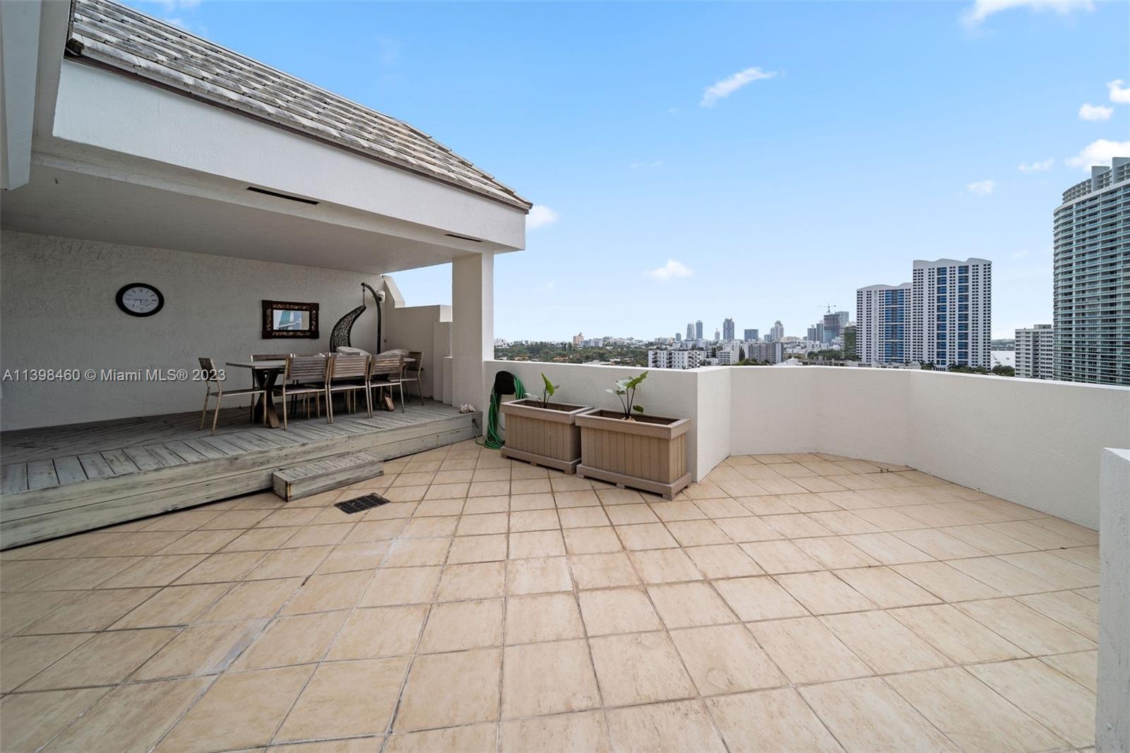 1621 Bay Rd Unit: PH6