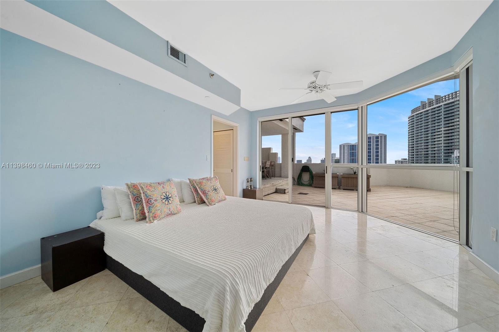 1621 Bay Rd Unit: PH6
