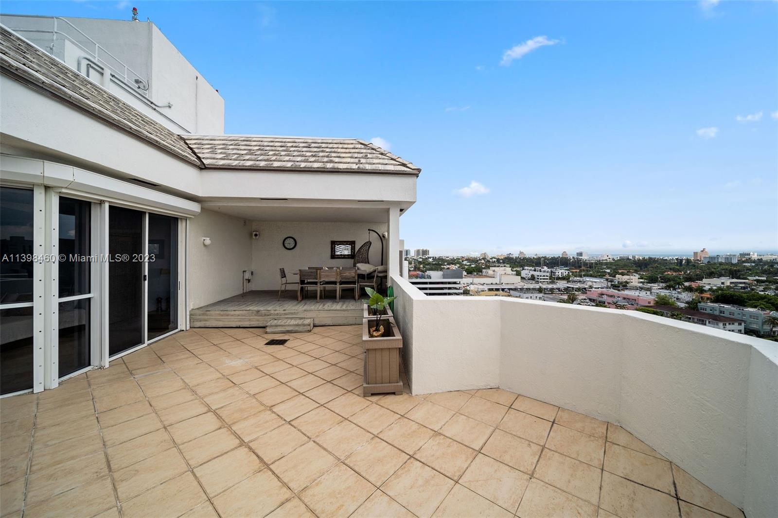 1621 Bay Rd Unit: PH6