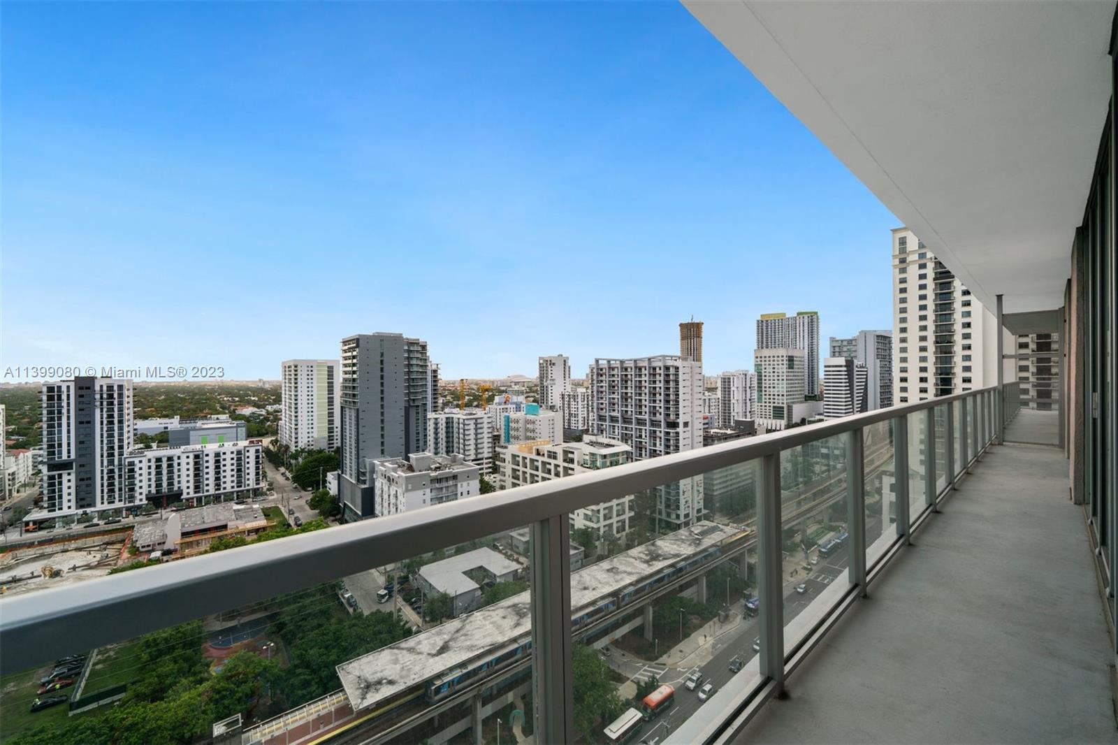 1111 SW 1st Ave Unit: 2414-N
