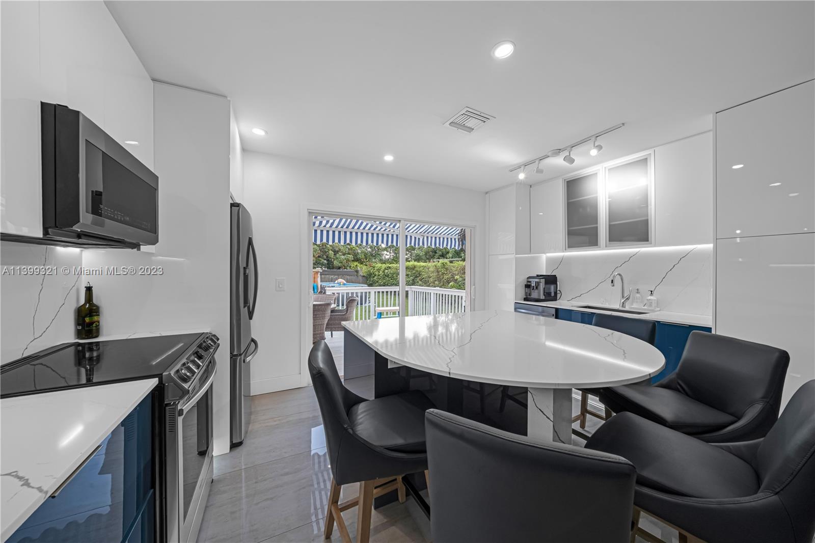 2959 SW 18th St Unit: 0