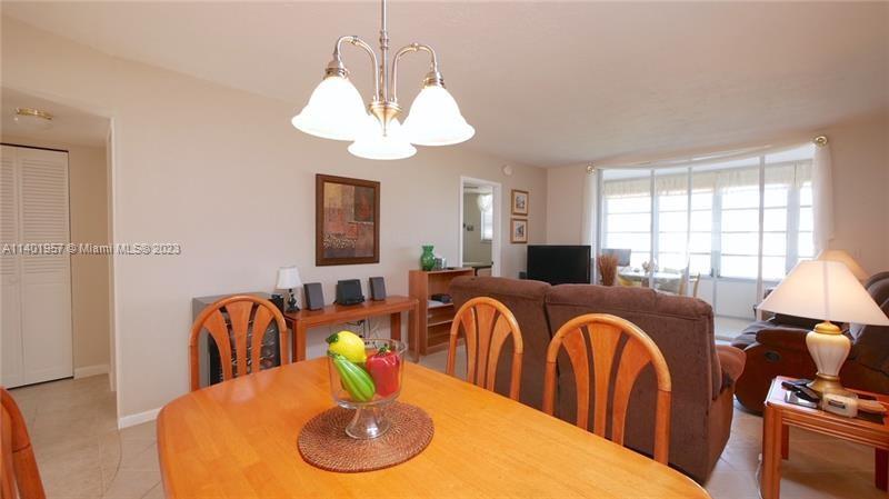 2841 Somerset Dr Unit: 400