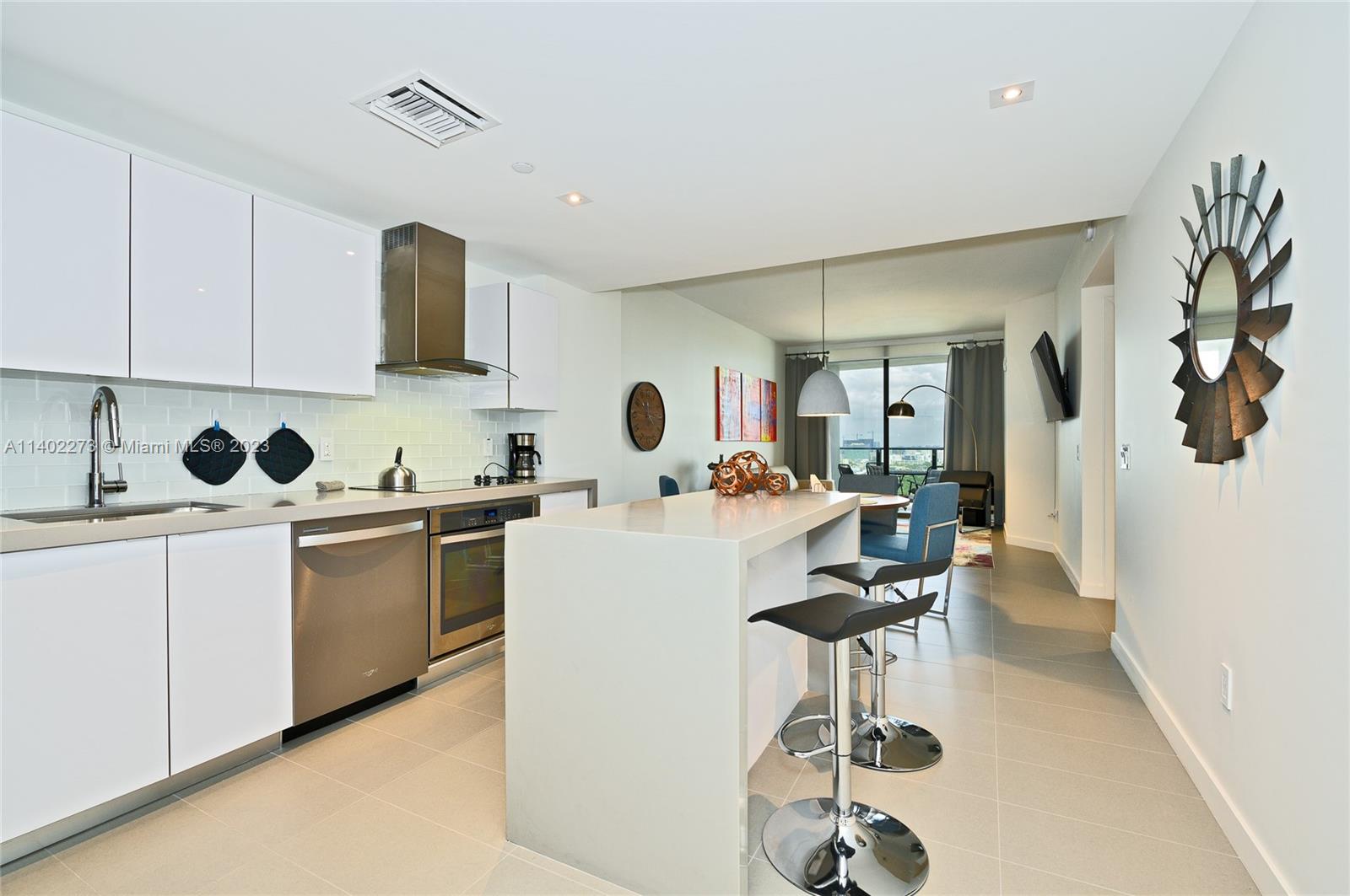 1600 NE 1 Ave # 2012