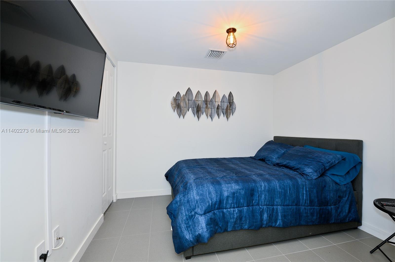 1600 NE 1 Ave # 2012