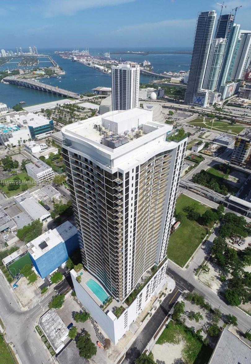 1600 NE 1 Ave # 2012