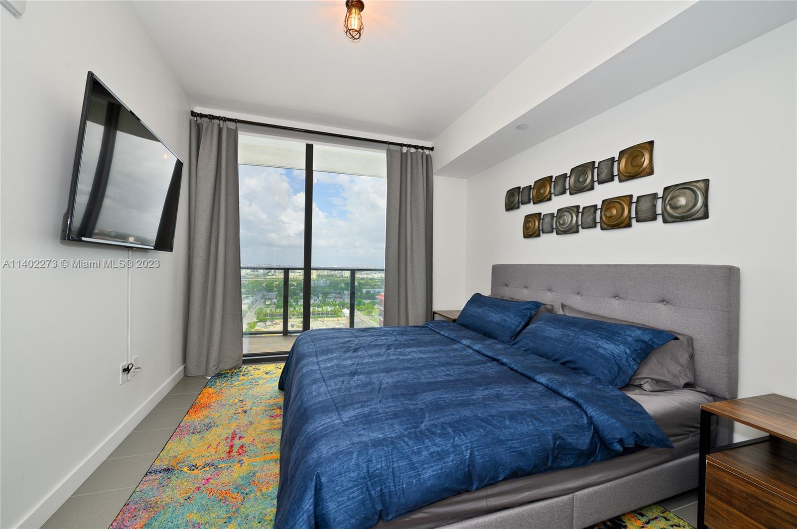 1600 NE 1 Ave # 2012