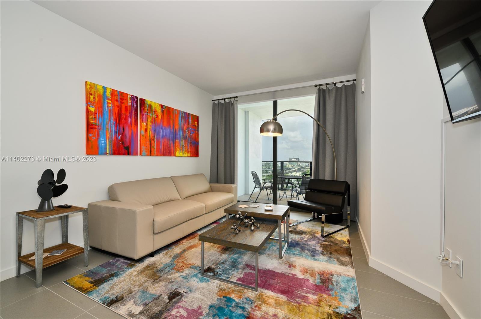 1600 NE 1 Ave # 2012