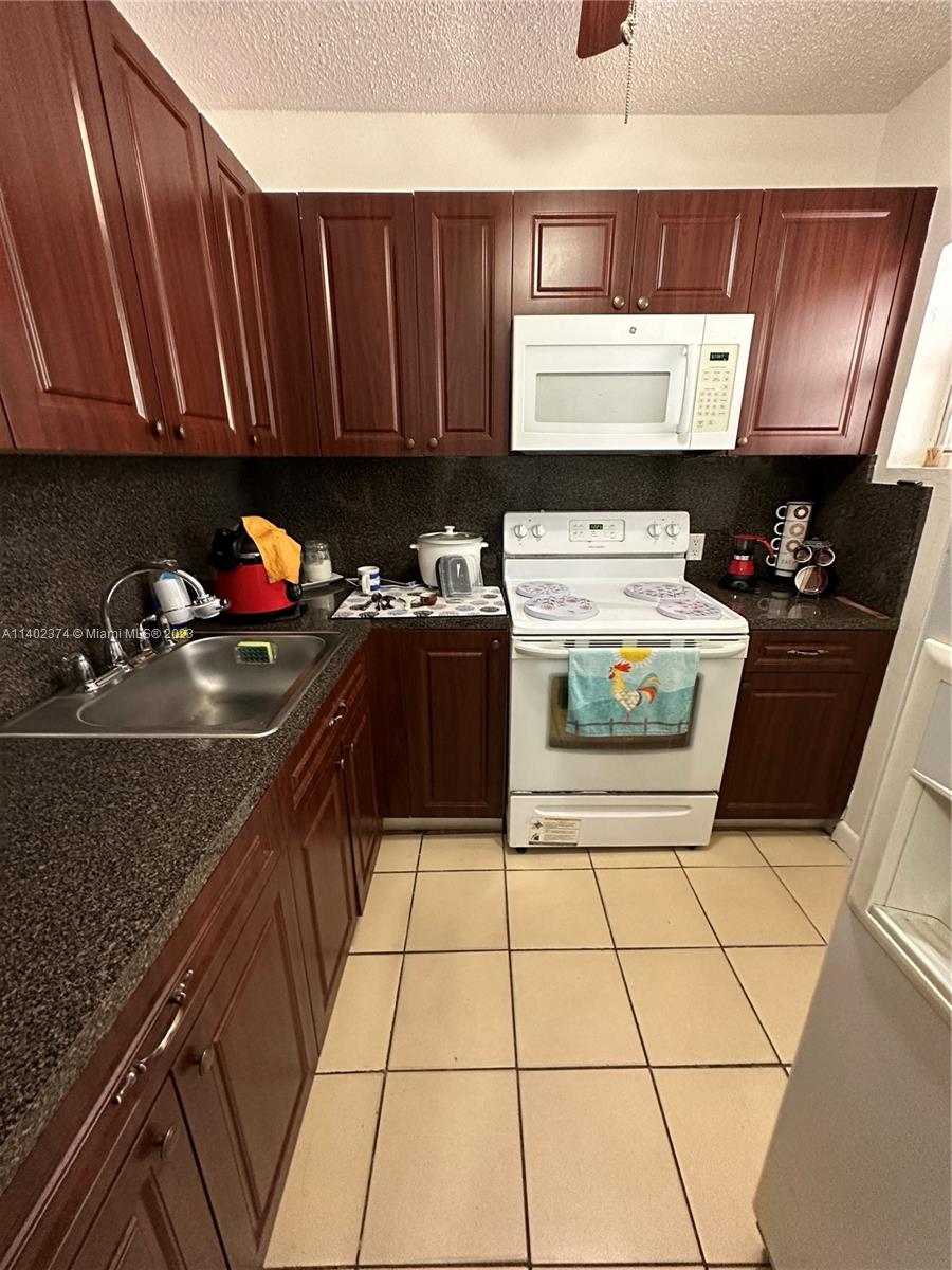 840 SW 9th Ave