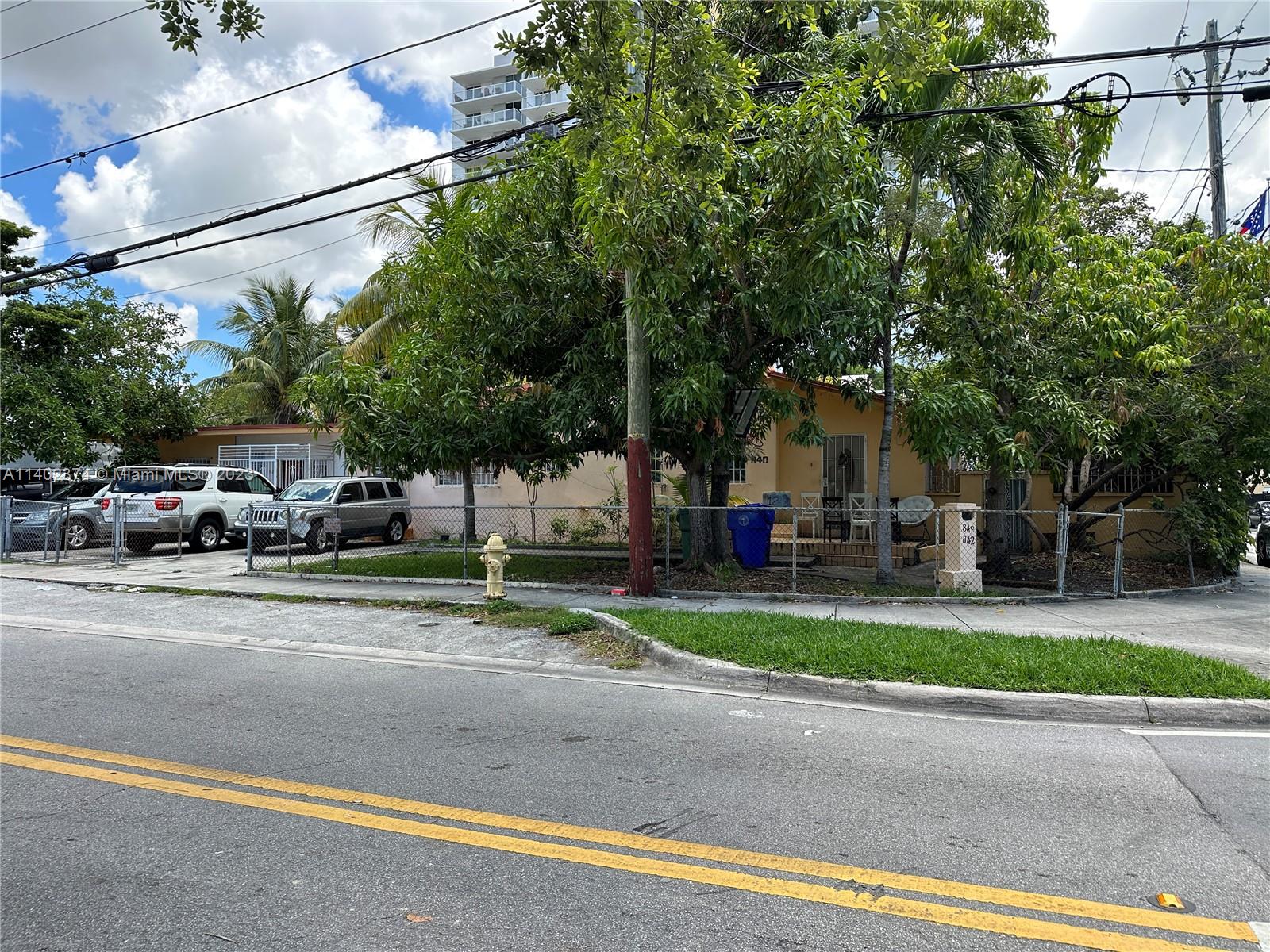 840 SW 9th Ave