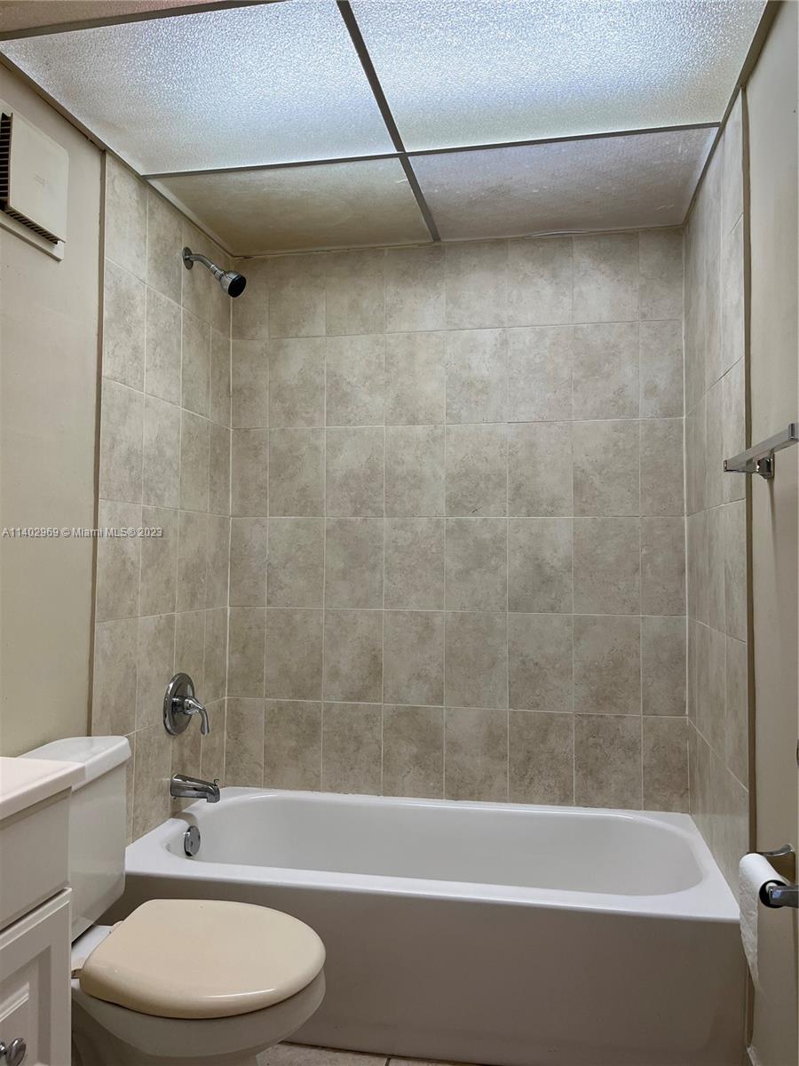 10865 SW 112th Ave Unit: 313