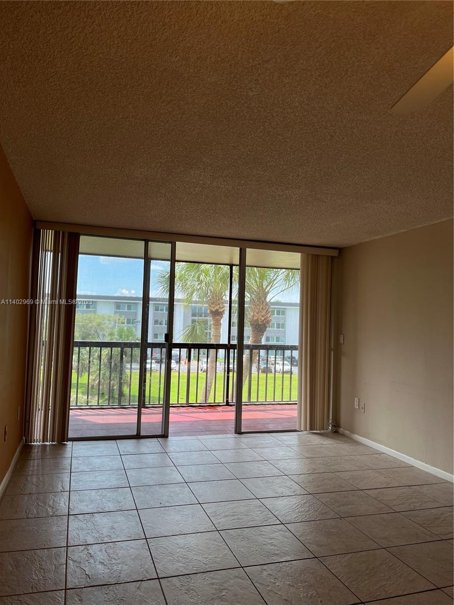 10865 SW 112th Ave Unit: 313